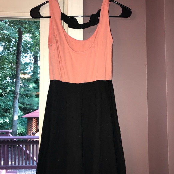 Dress - Picture 2 of 5